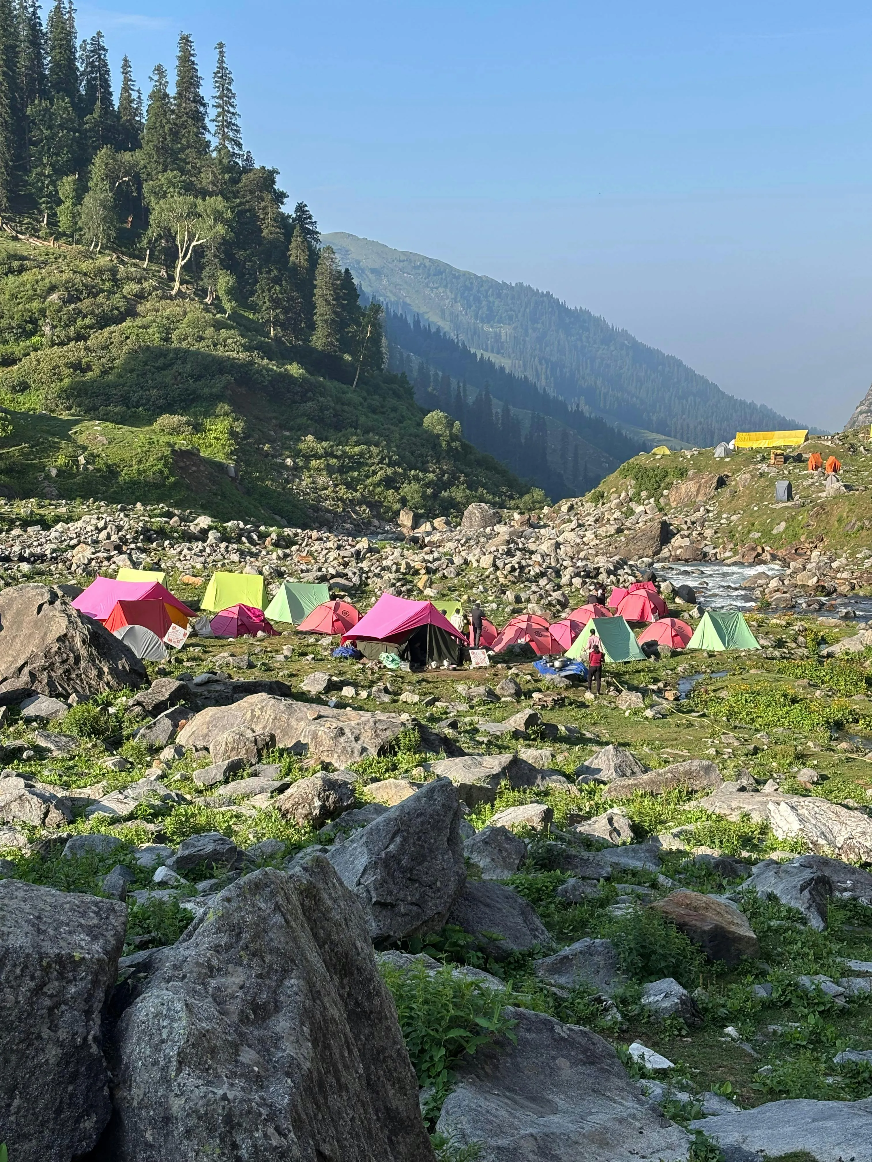 Kheerganga Trek, Kasol